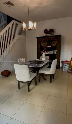 535 SW 146th Ter 3-8, Pembroke Pines, FL 33027