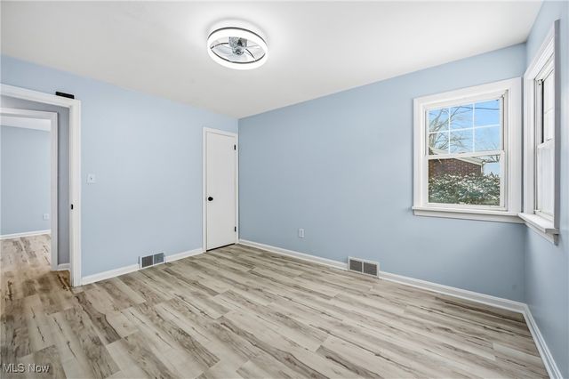 1960 Oak Street, Salem, OH 44460