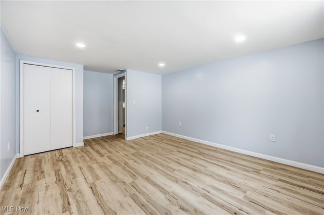 1960 Oak Street, Salem, OH 44460