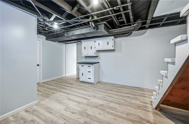 1960 Oak Street, Salem, OH 44460