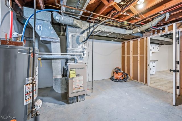 1960 Oak Street, Salem, OH 44460