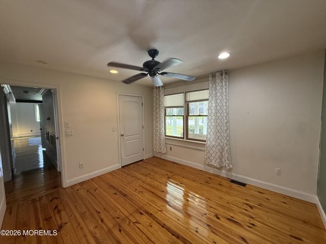 605 Farrelly Avenue, Bayville, NJ 08721
