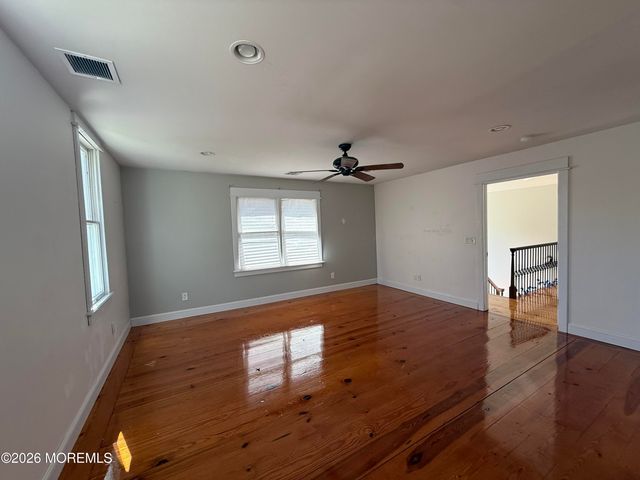 605 Farrelly Avenue, Bayville, NJ 08721