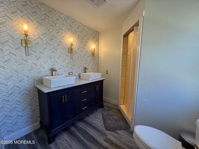 605 Farrelly Avenue, Bayville, NJ 08721