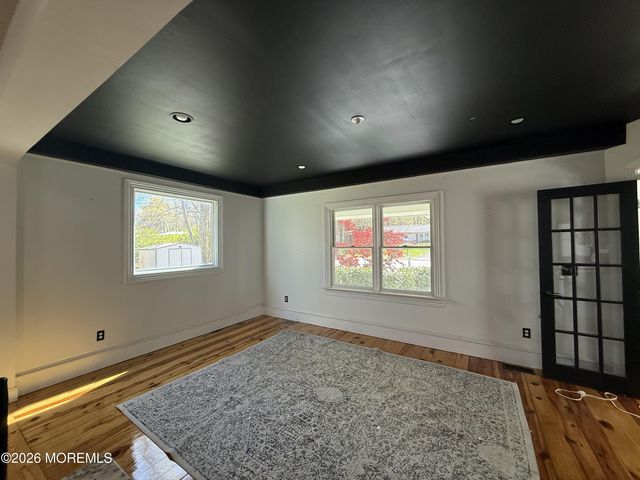 605 Farrelly Avenue, Bayville, NJ 08721