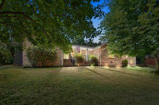 1606 Iroquois Rd, Clarksville, TN 37043