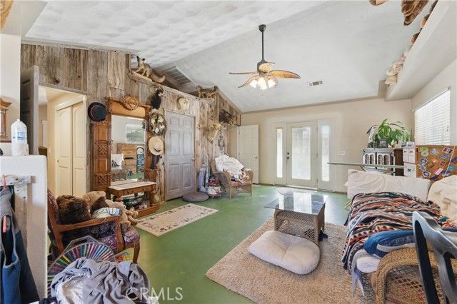 20130 Monte Vista Road, Apple Valley, CA 92308