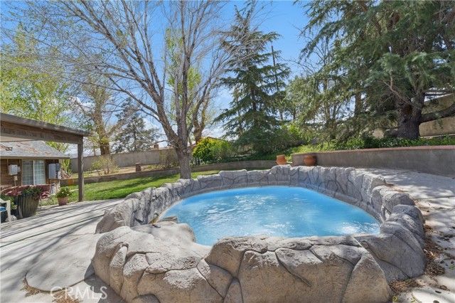 20130 Monte Vista Road, Apple Valley, CA 92308