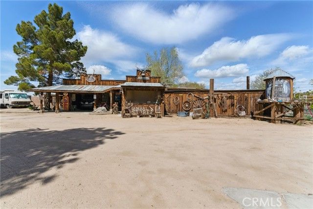 20130 Monte Vista Road, Apple Valley, CA 92308
