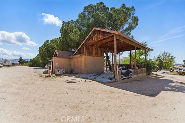 20130 Monte Vista Road, Apple Valley, CA 92308