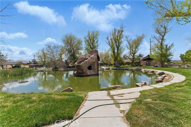 20130 Monte Vista Road, Apple Valley, CA 92308