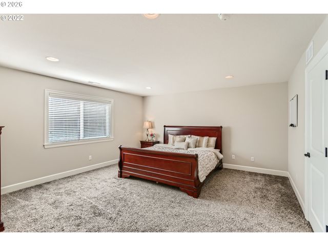 7890 Nw CROSSVINE St, Portland, OR 97229