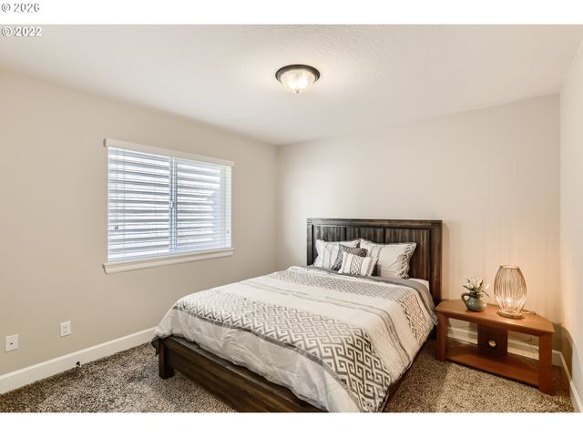 7890 Nw CROSSVINE St, Portland, OR 97229