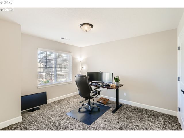 7890 Nw CROSSVINE St, Portland, OR 97229
