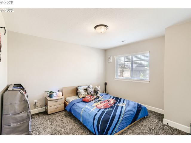 7890 Nw CROSSVINE St, Portland, OR 97229