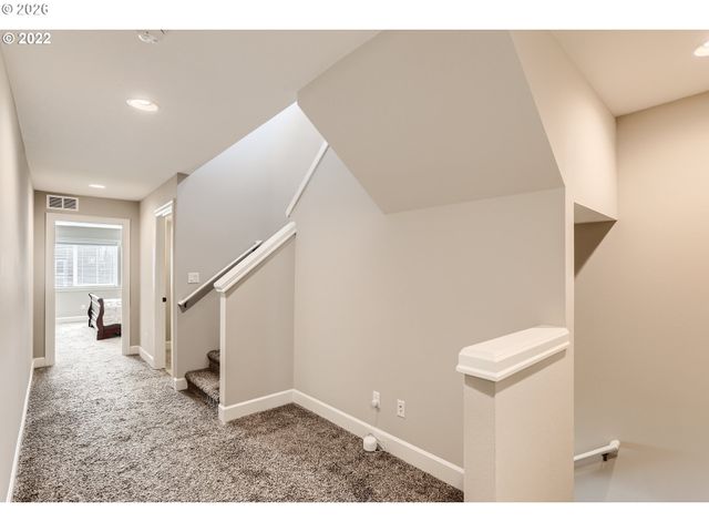 7890 Nw CROSSVINE St, Portland, OR 97229
