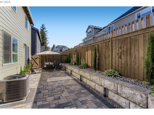7890 Nw CROSSVINE St, Portland, OR 97229