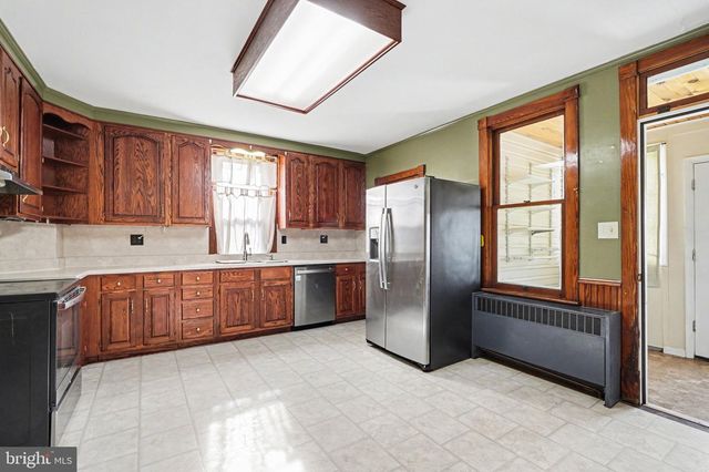 346 S S PARK AVENUE, Mercersburg, PA 17236