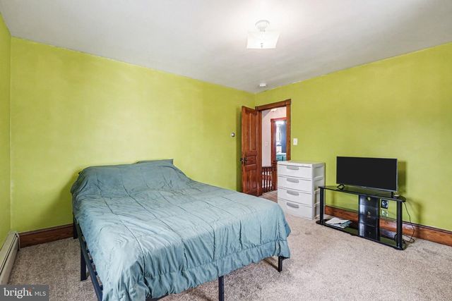 346 S S PARK AVENUE, Mercersburg, PA 17236