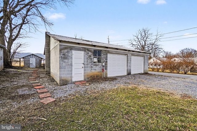 346 S S PARK AVENUE, Mercersburg, PA 17236