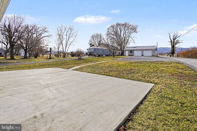 346 S S PARK AVENUE, Mercersburg, PA 17236