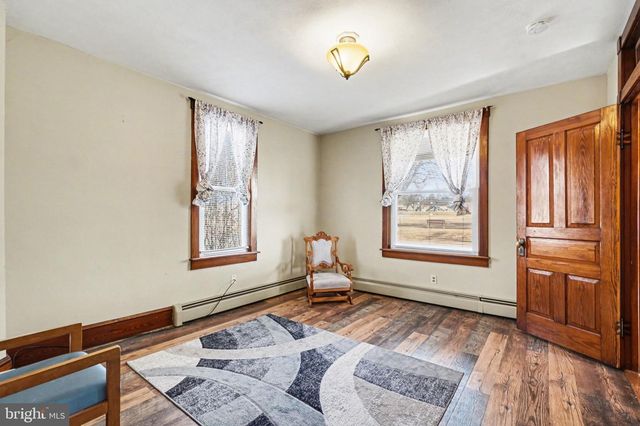 346 S S PARK AVENUE, Mercersburg, PA 17236