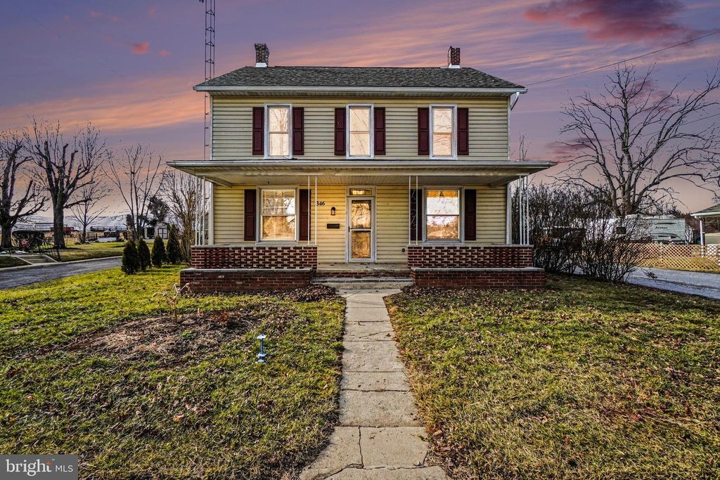 346 S S PARK AVENUE, Mercersburg, PA 17236