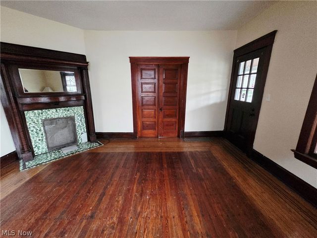 3421 Mapledale Avenue, Cleveland, OH 44109