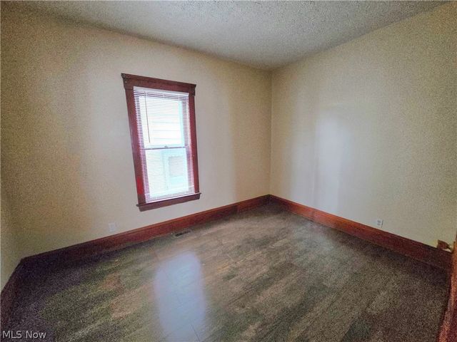 3421 Mapledale Avenue, Cleveland, OH 44109