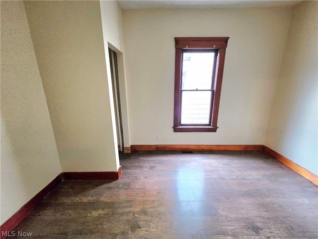 3421 Mapledale Avenue, Cleveland, OH 44109