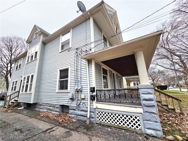 3421 Mapledale Avenue, Cleveland, OH 44109