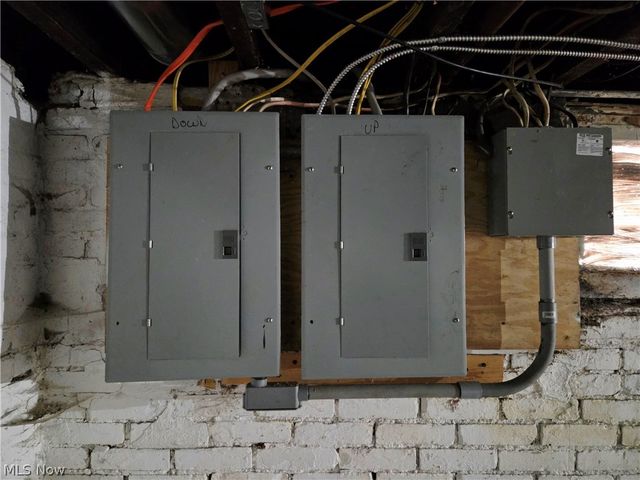 3421 Mapledale Avenue, Cleveland, OH 44109