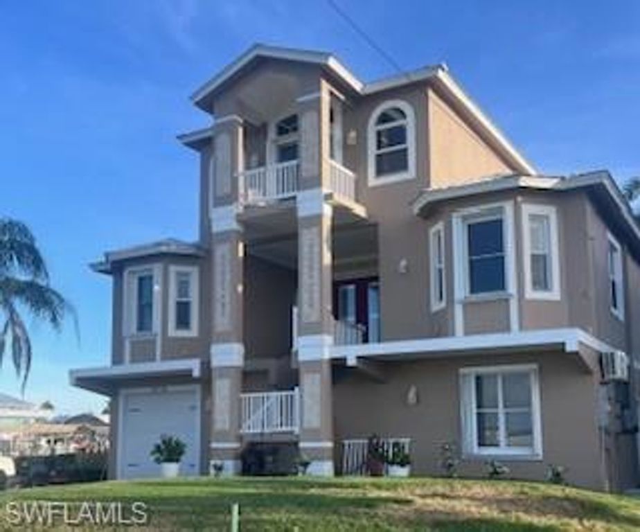 3430 1st AVE, ST. JAMES CITY, FL 33956 — exterior
