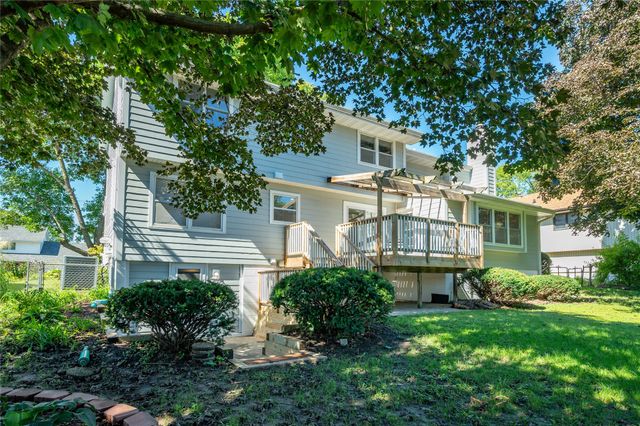 401 39th Street, West Des Moines, IA 50265