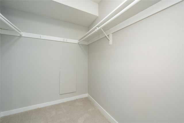 401 39th Street, West Des Moines, IA 50265