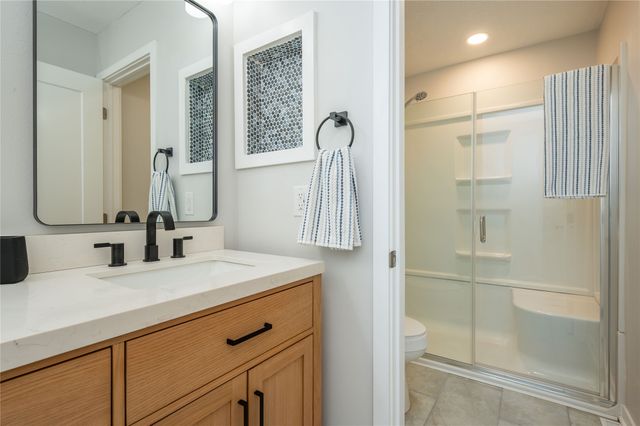 401 39th Street, West Des Moines, IA 50265