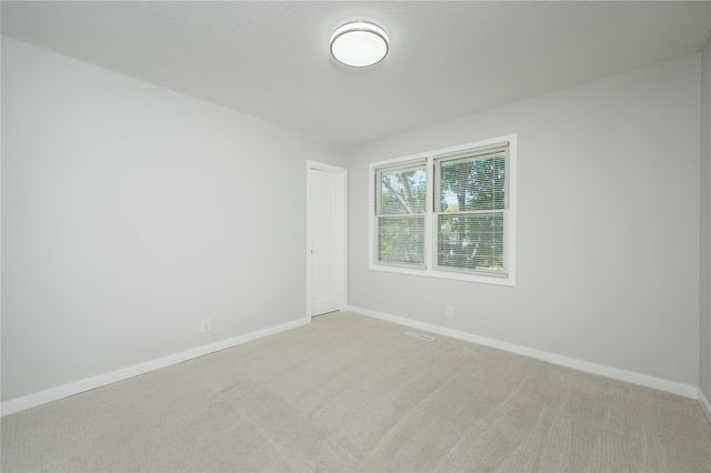 401 39th Street, West Des Moines, IA 50265