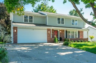 401 39th Street, West Des Moines, IA 50265
