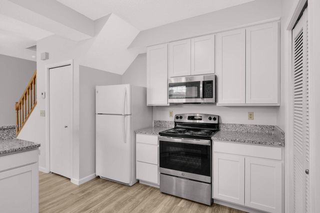 9249 Troon Court, Woodbury, MN 55125