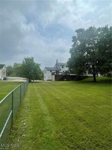 2470 Massillon Road, Akron, OH 44312