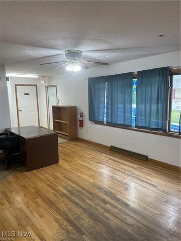 2470 Massillon Road, Akron, OH 44312