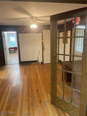 2470 Massillon Road, Akron, OH 44312