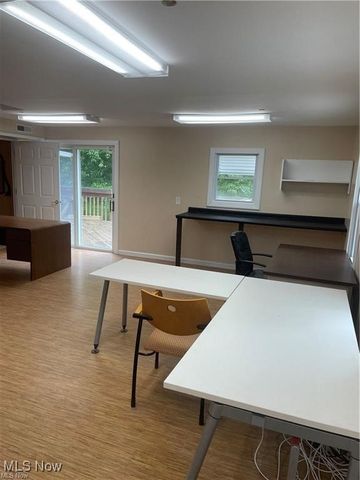 2470 Massillon Road, Akron, OH 44312