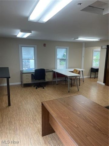 2470 Massillon Road, Akron, OH 44312