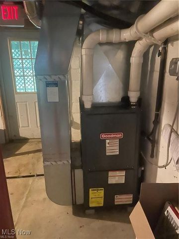 2470 Massillon Road, Akron, OH 44312