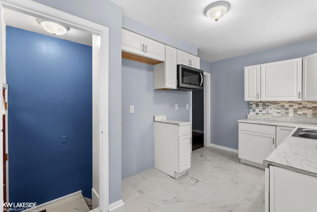 12908 Riverview Street, Detroit, MI 48223