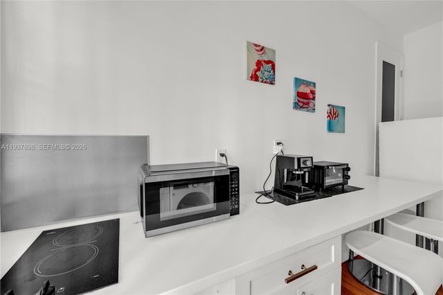 439 15th St 2, Miami Beach, FL 33139