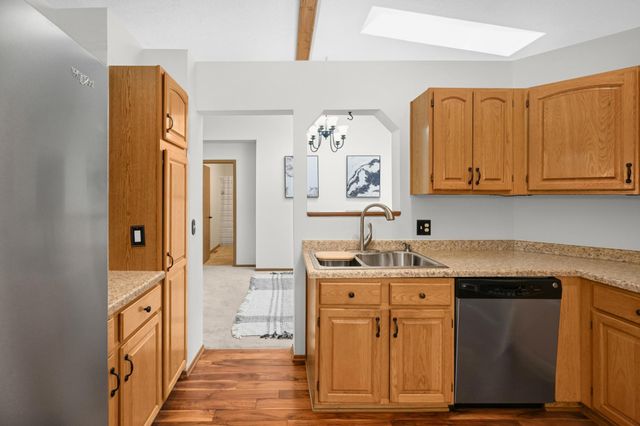 7365 Bren Lane, Eden Prairie, MN 55346