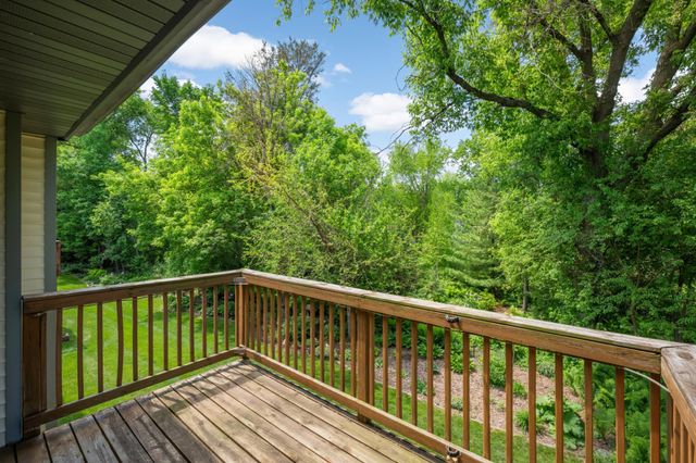 7365 Bren Lane, Eden Prairie, MN 55346