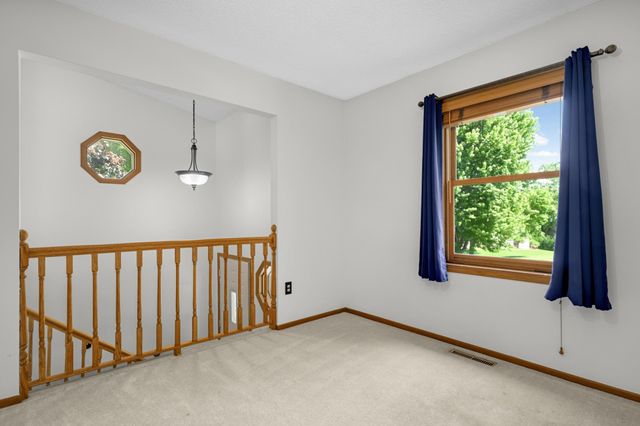 7365 Bren Lane, Eden Prairie, MN 55346